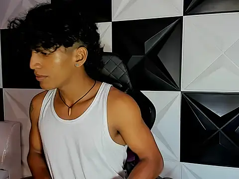 bull cam online show from September 17, 7:15 pm