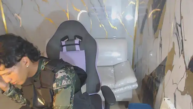 bull cam online show from October 13, 6:41 pm