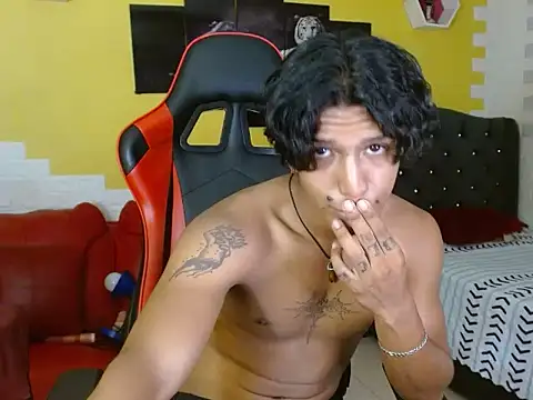 bull cam online show from October 27, 3:27 pm