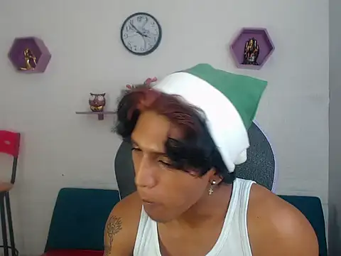 bull cam online show from December 14, 2:06 am