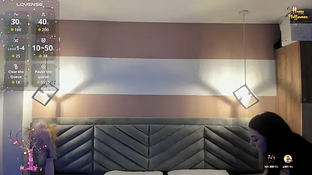 Snapshot of Mia_Valentine_ chatting on October 14, 8:31 pm Mia Valentine online show from October 14, 8:31 pm