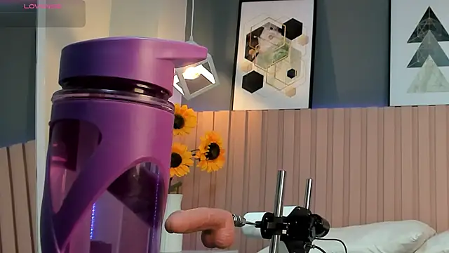 Snapshot of Mia_Valentine_ chatting on November 1, 3:25 pm Mia Valentine online show from November 1, 3:25 pm