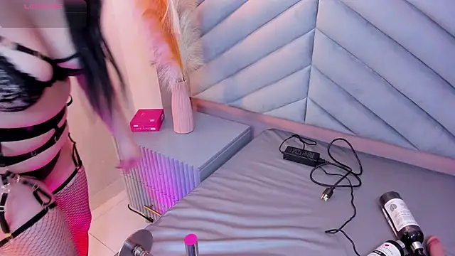 Snapshot of Mia_Valentine_ chatting on November 16, 7:41 pm Mia Valentine online show from November 16, 7:41 pm