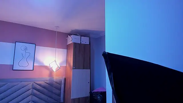 Snapshot of Mia_Valentine_ chatting on November 23, 7:24 pm Mia Valentine online show from November 23, 7:24 pm