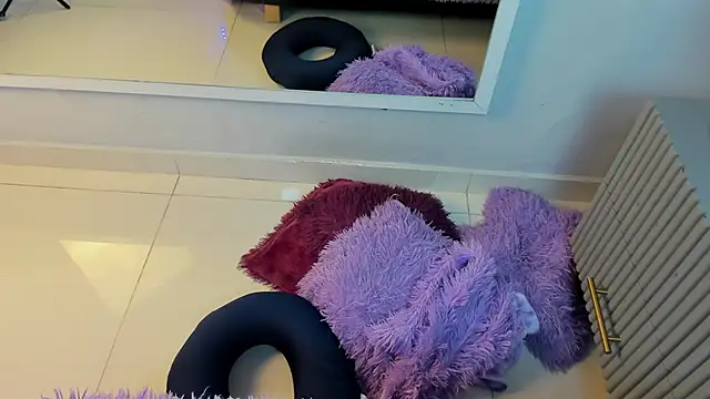 Mia Valentine  online show from April 14, 8:04 pm