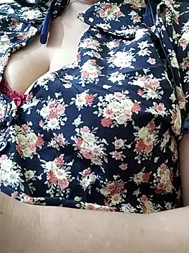 Janvi -Love online show from October 8, 9:51 am