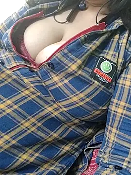 Janvi -Love online show from February 13, 10:33 am