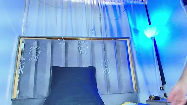 maraa X online show from December 22, 7:44 pm