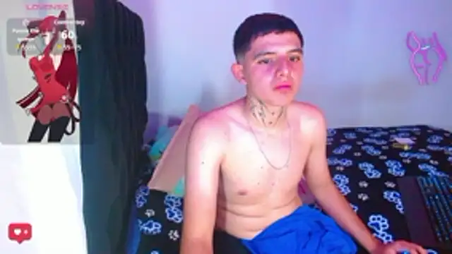 Snapshot of NoahAyala chatting on November 8, 6:46 am NoahAyala online show from November 8, 6:46 am