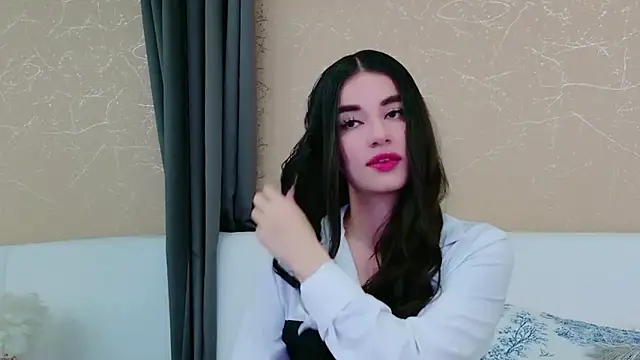 Snapshot of MiaDunoff chatting on November 20, 9:14 pm MiaDunoff online show from November 20, 9:14 pm