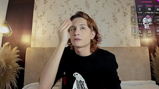 DarcyCullen online show from September 23, 11:24 am