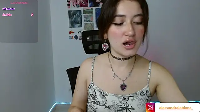 AlessandraLB online show from September 18, 10:39 am