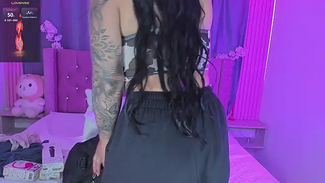 Nayla-Mouna online show from April 14, 12:11 pm