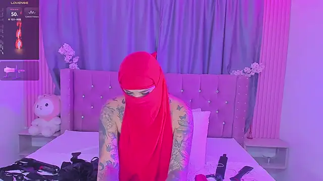 Nayla-Mouna online show from April 22, 7:55 am