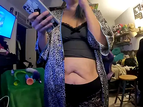 R4inbowK1tty online show from November 20, 5:40 am