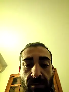 Snapshot of Su-Dar69 chatting on November 2, 3:42 am Su-Dar69 online show from November 2, 3:42 am