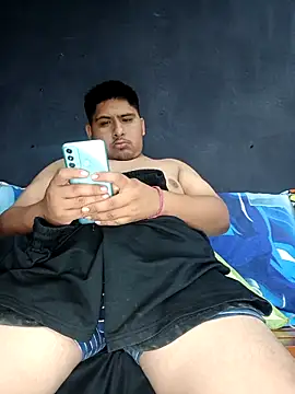 Snapshot of ramito1007 chatting on November 27, 4:25 am ramito1007 online show from November 27, 4:25 am