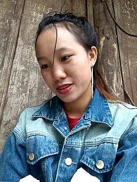 Snapshot of liu-liusexy chatting on October 31, 6:47 am liu-liusexy online show from October 31, 6:47 am