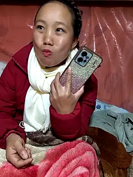 Snapshot of liu-liusexy chatting on November 5, 3:50 am liu-liusexy online show from November 5, 3:50 am