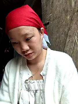 liu-liusexy online show from April 11, 11:42 pm