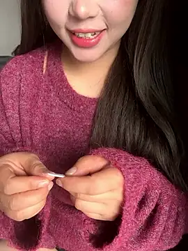 Snapshot of SarahBeii chatting on January 14, 4:40 am SarahBeii online show from January 14, 4:40 am