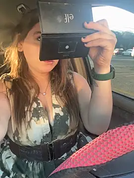 Snapshot of adventuresinsky chatting on October 16, 9:16 pm adventuresinsky online show from October 16, 9:16 pm