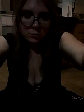 Snapshot of adventuresinsky chatting on October 20, 3:18 am adventuresinsky online show from October 20, 3:18 am