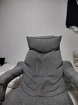 Snapshot of sho1101music chatting on October 6, 12:13 pm sho1101music online show from October 6, 12:13 pm