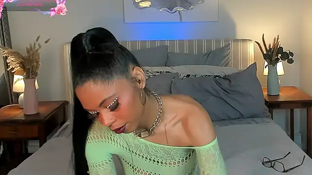 Snapshot of ChelseaQuinn chatting on October 23, 7:51 am ChelseaQuinn online show from October 23, 7:51 am