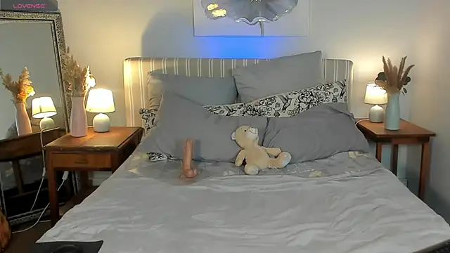 ChelseaQuinn online show from January 14, 7:14 am