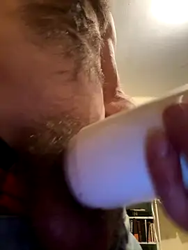 hungspundick1 online show from September 29, 2:16 am