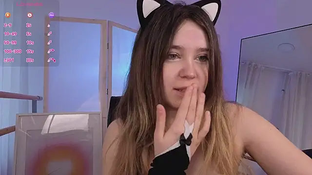 Lina Glow online show from April 15, 6:42 am