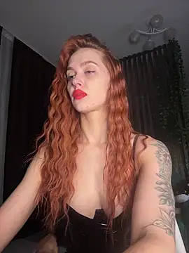 LittleFox    online show from April 3, 10:52 pm