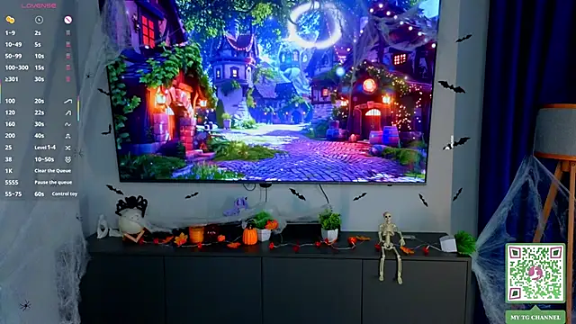 ElfredaTupy online show from November 15, 7:10 pm