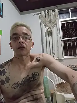 dinho carioca online show from January 13, 11:10 pm