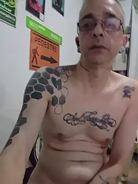 dinho carioca online show from March 14, 1:05 pm