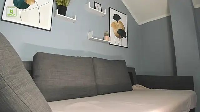 Zeyn Edwards online show from September 23, 4:10 pm