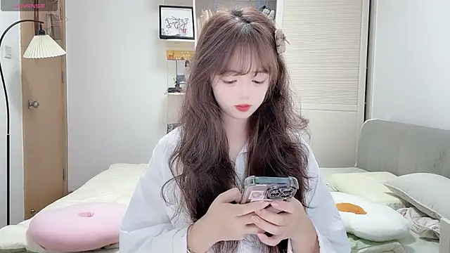 Snapshot of DDDDDoremi chatting on October 8, 3:04 am DDDDDoremi online show from October 8, 3:04 am