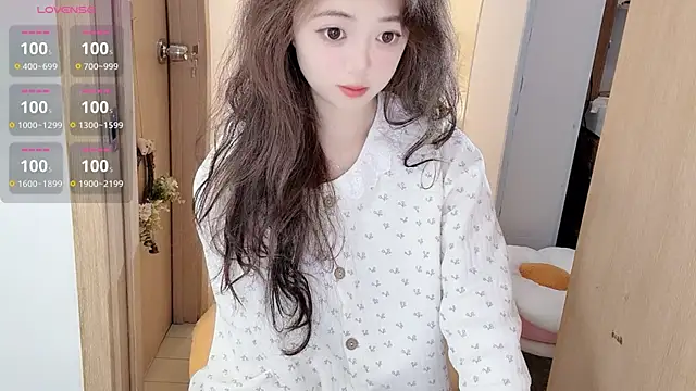 Snapshot of DDDDDoremi chatting on October 20, 2:56 am DDDDDoremi online show from October 20, 2:56 am