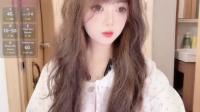 Snapshot of DDDDDoremi chatting on November 1, 2:24 am DDDDDoremi online show from November 1, 2:24 am