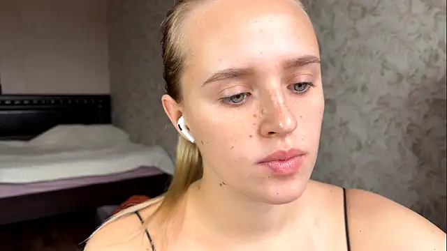 Snapshot of ElisabetLorney chatting on October 15, 8:47 am ElisabetLorney online show from October 15, 8:47 am