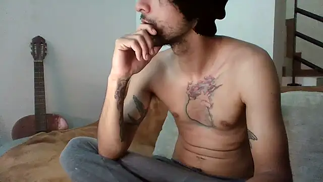 Snapshot of Alejandro92_cali chatting on June 19, 1:48 pm Alejandro92 cali online show from June 19, 1:48 pm