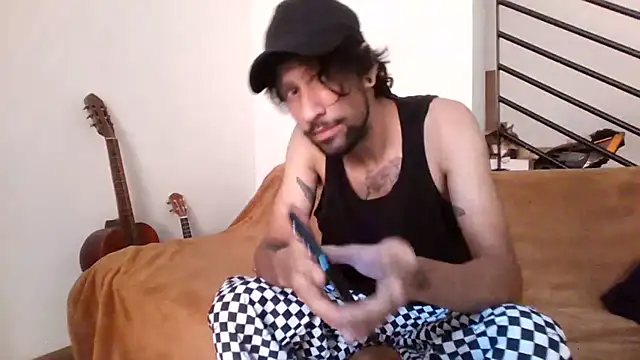 Snapshot of Alejandro92_cali chatting on June 30, 4:19 pm Alejandro92 cali online show from June 30, 4:19 pm
