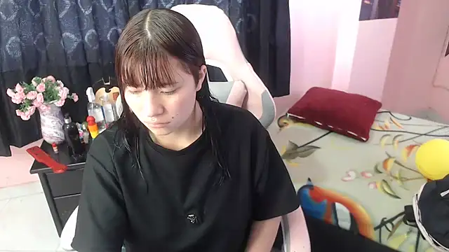 Zulema R1 online show from February 7, 1:15 pm