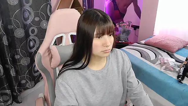 Zulema R1 online show from April 22, 9:38 pm