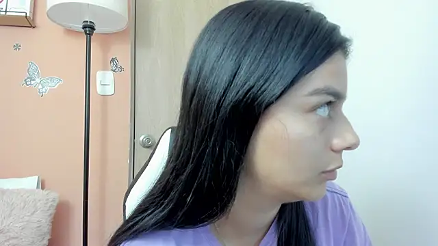 valerihouse online show from February 15, 9:15 pm