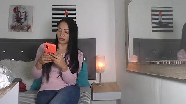 madison  love  online show from October 6, 6:27 pm