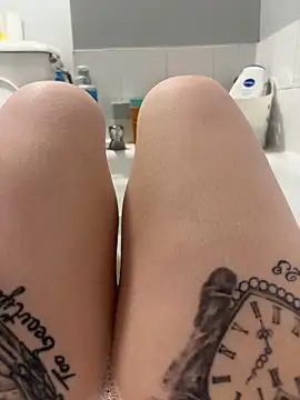 ChelseaSummerr online show from October 24, 6:37 pm