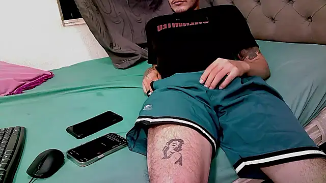 g0lden boss online show from October 11, 3:06 am