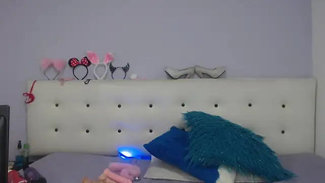 Snapshot of Kate_Gale chatting on November 16, 12:33 pm Kate Gale online show from November 16, 12:33 pm